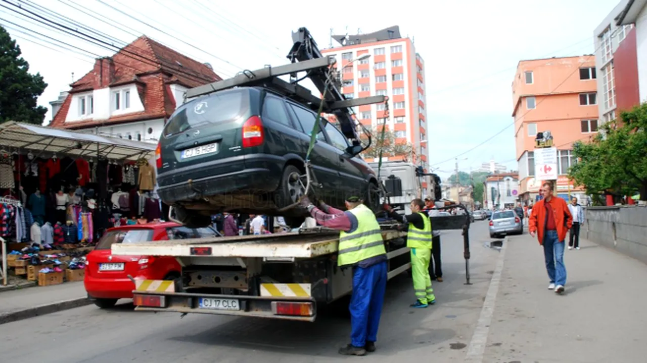 1-ridicari-auto-piata-mihai-viteazu-radp-foto-otilia-muresan-6-jpg 