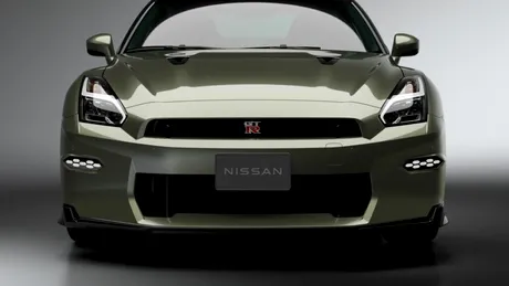 Nissan GT-R primește o versiune îmbunătățită și două ediții speciale