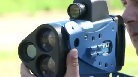 Câte maşini prinde, pe minut, temutul radar pistol [VIDEO]