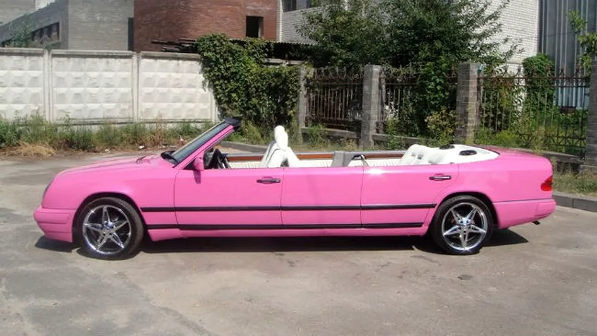 VIDEO: cel mai LUNG cabriolet Mercedes-Benz