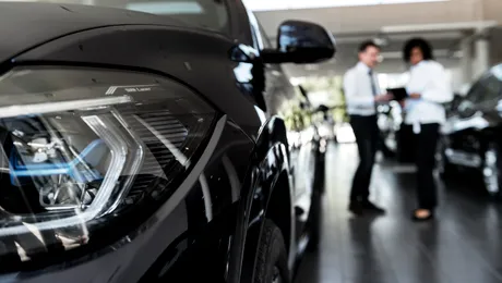 Românii bagă tot mai mulți bani în mașini și motociclete. Ce arată noile date INS