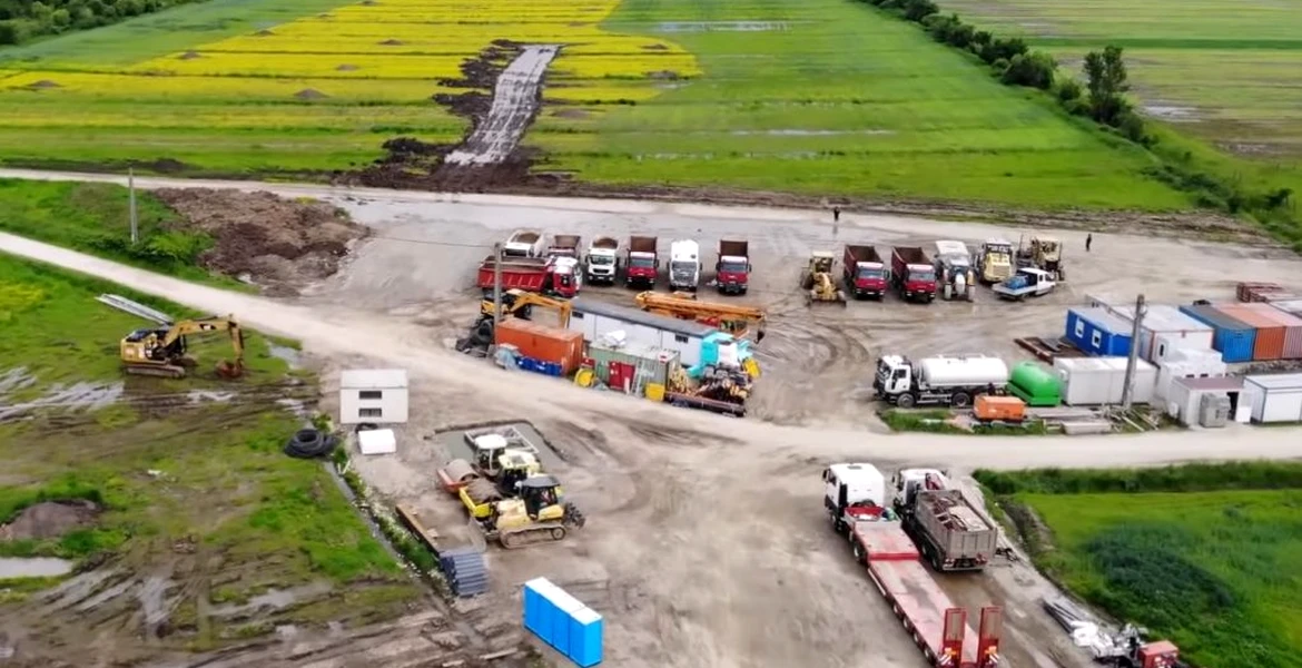Șantierul tronsonului 5 al viitoarei autostrăzi Sibiu-Pitești este deja pregătit – VIDEO