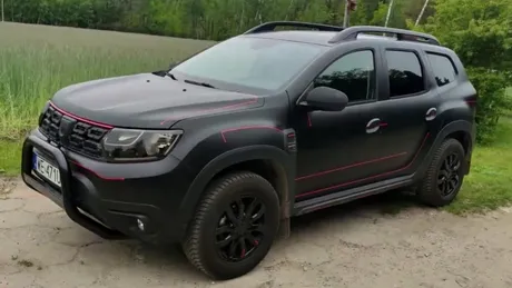 Dacia Duster care arată de parcă ar fi mașina lui Batman. VIDEO