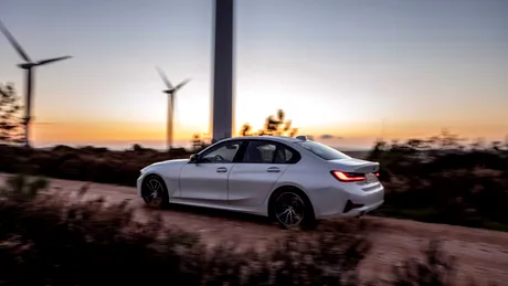 Noul BMW 330e Sedan are o autonomie electrică mărită cu 50% - GALERIE FOTO