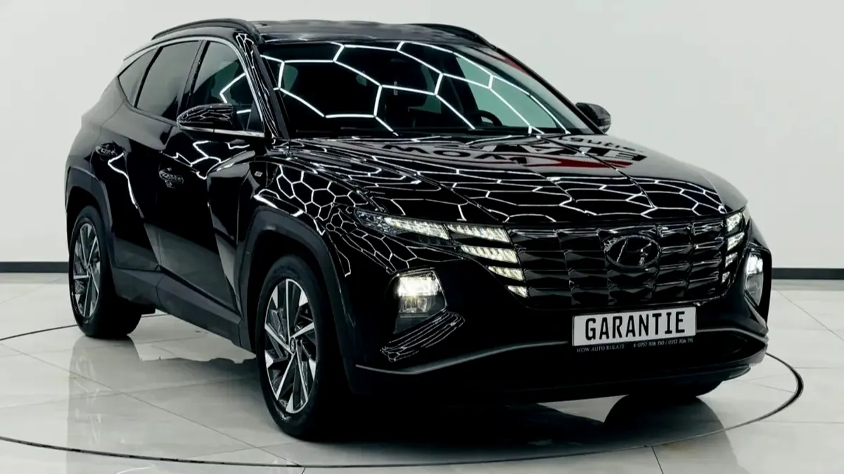 Mașina Zilei: Hyundai Tucson, un SUV preferat de români, cu motorizare diesel de 1,6 litri. Cât costă modelul sud-coreean?