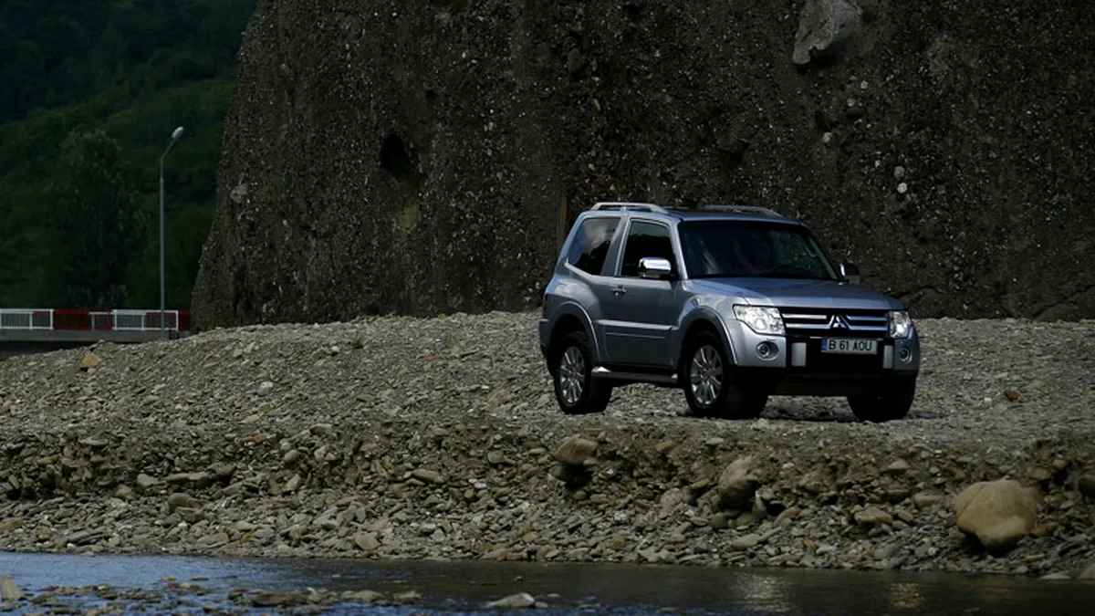 Mitsubishi Pajero SWB 3.2 Di-D - Test în RO