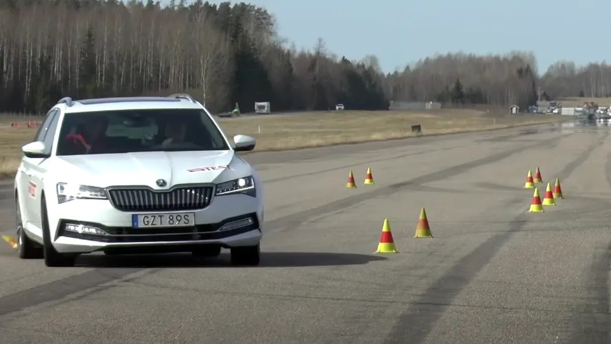 Cum au picat Skoda Superb iV și Volkswagen Passat GTE 