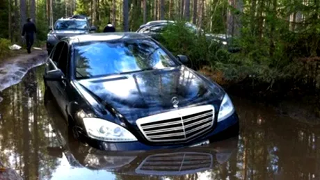 Cu Mercedes S Class, prin off-road