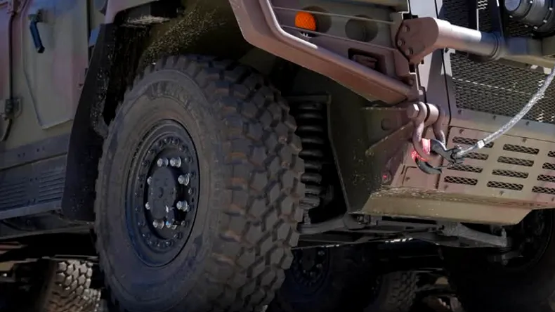 Armata cumpără 5 autoturisme de teren prin Programul Rabla. Licitația a fost lansată în SEAP