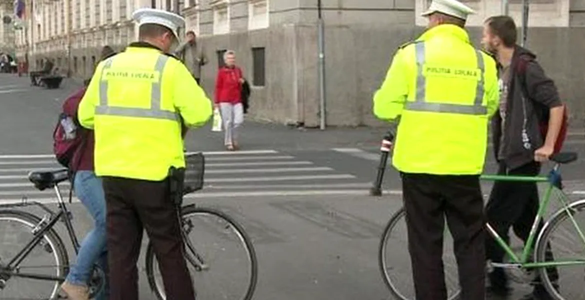 Ce spun poliţiştii despre ideea ca bicicliştii să circule pe linia de tramvai