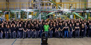 Fabrica Nokian Tyres din România anunță că și-a atins obiectivul pentru 2025 de un milion de anvelope produse. Modelul cu acest număr, unul de iarnă