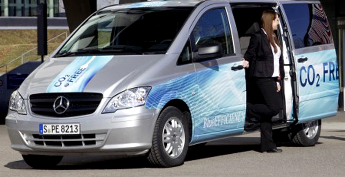Prima maşină utilitară electrică de serie pentru transport persoane: Mercedes E-Cell Vito