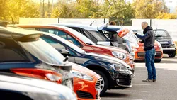 2025: Cât timp ai la dispoziție să faci transcrierea auto și ce amendă primești dacă întârzii