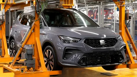 Seat Ibiza și Arona facelift încep producția. Compania mizează pe motoriăzri hibride