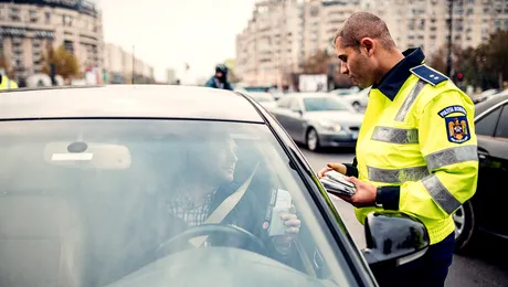 2026: Ce se întâmplă dacă nu plătești amenda la trei luni de la primirea procesului verbal? Când ți se suspendă permisul