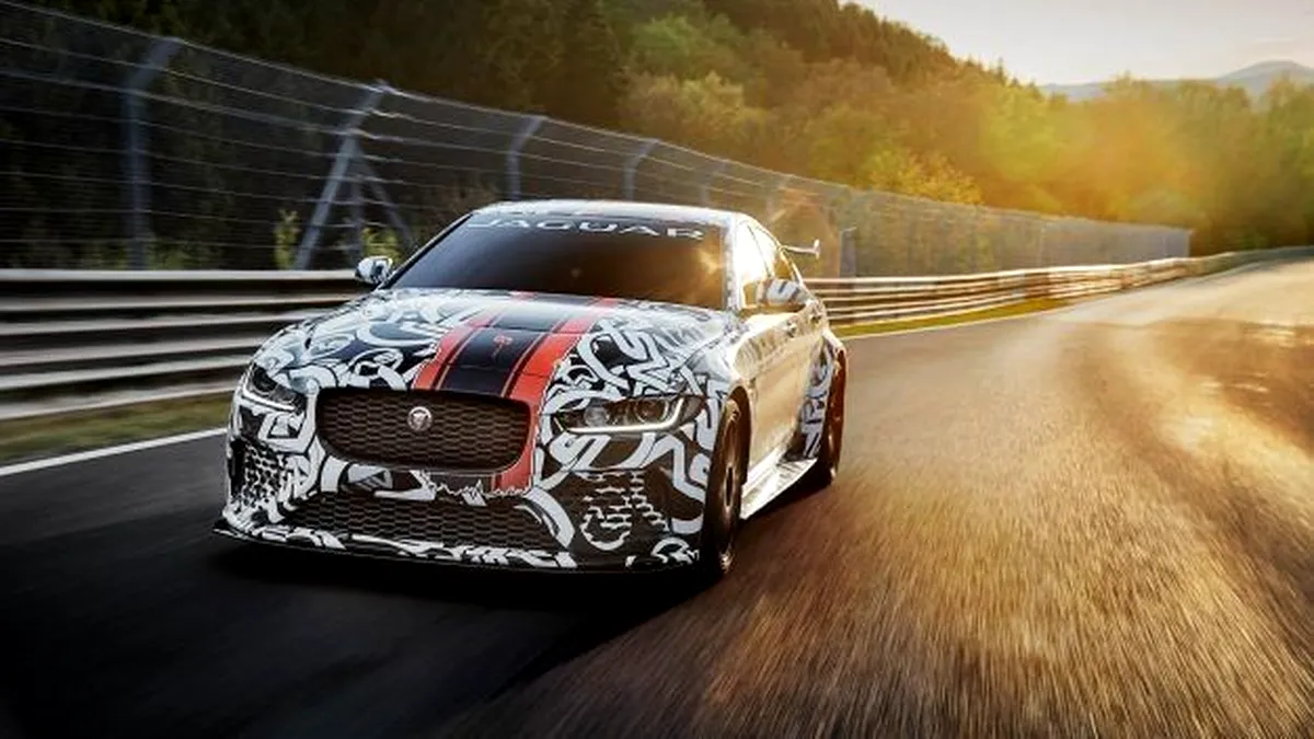 Jaguar XE SV Project 8 este cel mai rapid sedan. Iată ce poate face cu 600 CP - VIDEO