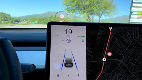 O scăpare a Tesla Autopilot le dă prilejul celor de la Burger King să-și facă reclamă