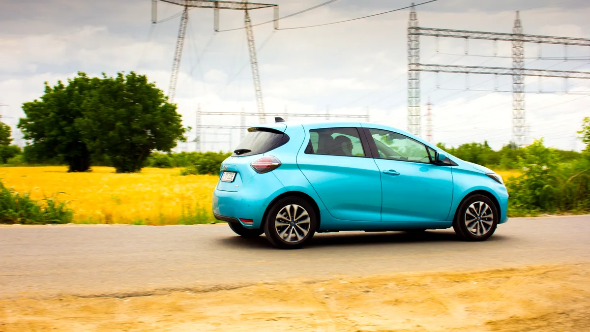 Cel mai ieftin Renault Zoe prin Rabla Plus 2021. Este cea mai versatilă mașină de oraș