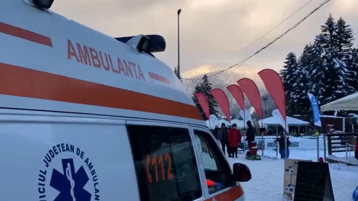 Incident revoltător la Bușteni. Turiștii nu au vrut să lase o ambulanță să intre pe pârtie