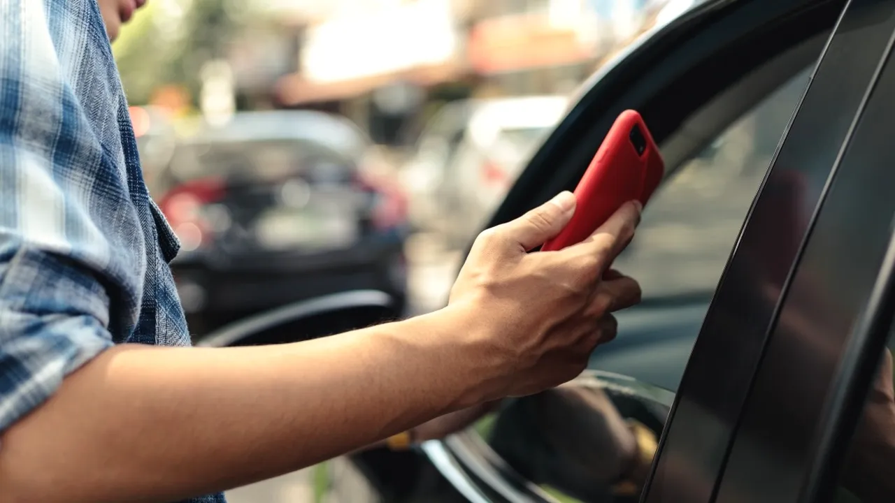 uber-implementează-reclame-video-în-aplicaţie 