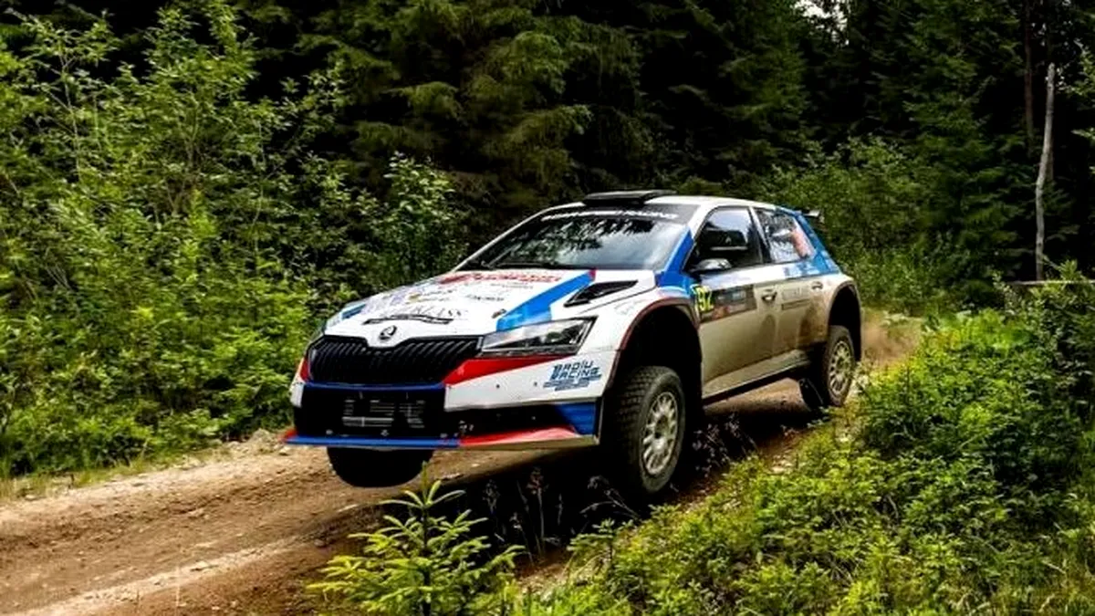 Trofeul Vulcanii Noroioși: motorsport pe macadam, între natură spectaculoasă și tradiții locale