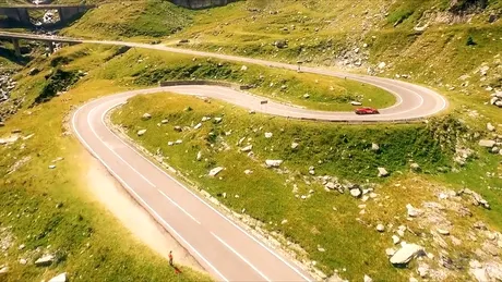 Transfăgărăşan şi Transalpina se închid