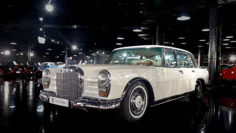 Mercedes-Benz 600 Pullman, modelul preferat al președinților de stat, se poate vedea în Țiriac Collection