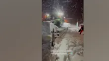 În timp ce România și Europa fierb la peste 40°C, într-o țară din America de Sud a început o ninsoare ca-n povești: Pârtiile s-au umplut de schiori