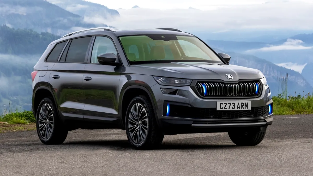 Skoda Kodiaq primește o versiune blindată. SUV-ul rezistă atacurilor armate grație modificărilor aduse - FOTO