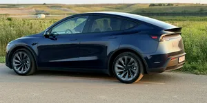 China declanșează cea mai mare rechemare auto din istorie. Aproape 3 milioane de mașini Tesla sunt vizate
