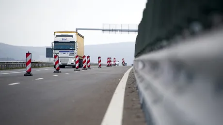 În România zici că melcii fac autostrăzi, nu utilajele. Iar garanţiile sunt de n-ar mai fi
