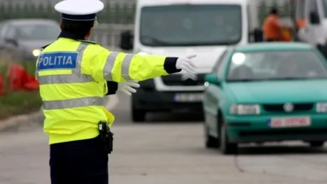 Noua tehnică a Poliţiei Rutiere. Cei care circulă pe linia de tramvai nu mai au nicio scăpare [VIDEO]