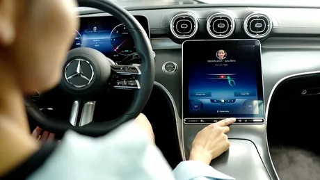 Mercedes-Benz va permite proprietarilor să facă plăți prin intermediul mașinii lor