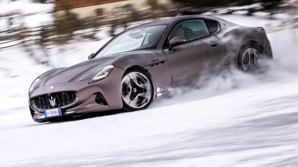 Maserati „sparge gheața” în Elveția cu ajutorul noului GranTurismo - FOTO