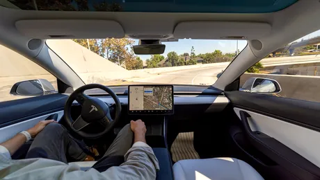 Tesla renunță la vânzarea pachetului Full Self-Driving. Din 14 februarie, funcția va fi disponibilă pe bază de abonament