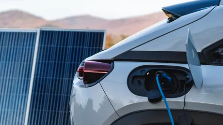 Video exclusiv / Ciprian Cherciu: Stadiul Programului Casa Verde și impactul asupra utilizatorilor de mașini electrice