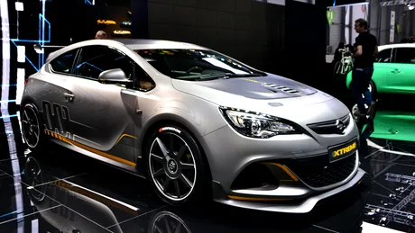 LIVE GENEVA 2014: Astra OPC Extreme, băiatul rău din standul Opel