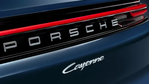 Porsche mută în Germania producția Cayenne din Slovacia. Decizia ar putea salva locuri de muncă, dar vine cu o condiție importantă