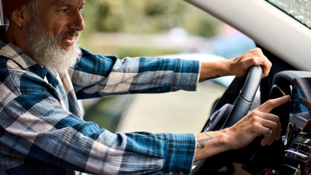 2025: Examene medicale obligatorii pentru șoferii de peste 70 de ani. Ce valabilitate va avea permisul auto