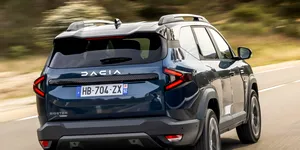 Impozitul auto 2026 pentru mașinile hibrid va fi mult mai mare decât era estimat