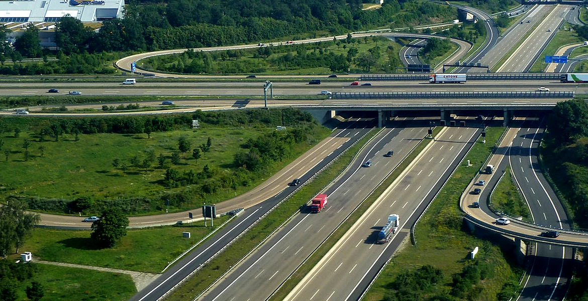 Germania propune o taxă de autostradă pentru toate mașinile din Europa