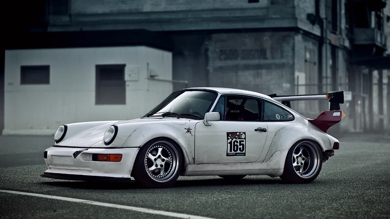1-porsche-911s-front 