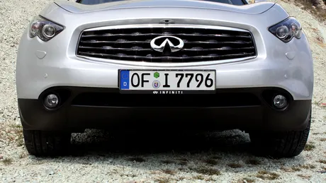 Infiniti FX50S - Test în România