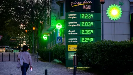 România este pe locul 3 la nivelul UE la scumpirea carburanților. Cu cât au crescut prețurile într-un an?