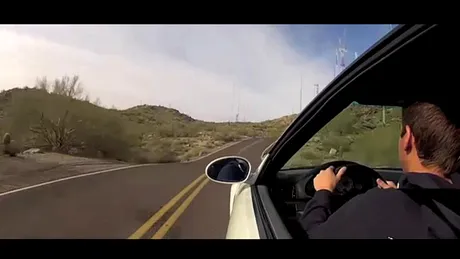 VIDEO: Dornic de senzaţii tari, un puşti îşi distruge BMW-ul M3!