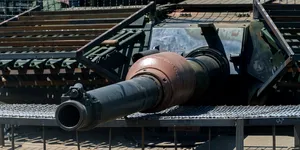 Foto | Cum arată „Lucifer”, tancul Abrams modificat de ucraineni pentru a supraviețui în conflictul ruso-ucrainean