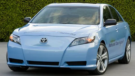 Toyota CNG Camry Hybrid Concept