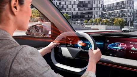 Aumovio va produce ecrane OLED pentru instrumentarele de bord digitale. Ele includ o cameră integrată în spatele panoului