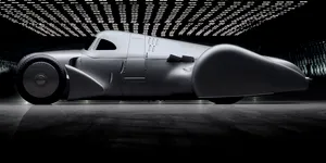 <span class='prepend'>Foto |</span> O parte din istoria de curse a Audi se alătură familiei „Săgeților de Argint”. Germanii au recondiționat un Auto Union Lucca