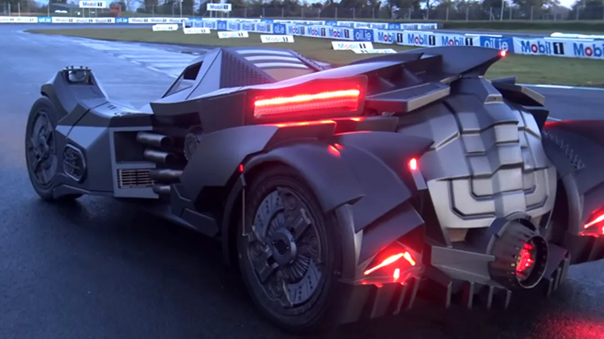 Lamborghini Gallardo transformat în cel mai dement Batmobil. Superbul exemplar va ajunge şi la Bucureşti. FOTO-VIDEO